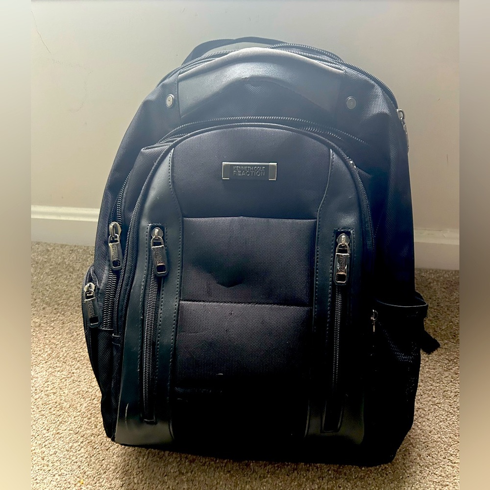 Kenneth Cole Reaction laptop backpack